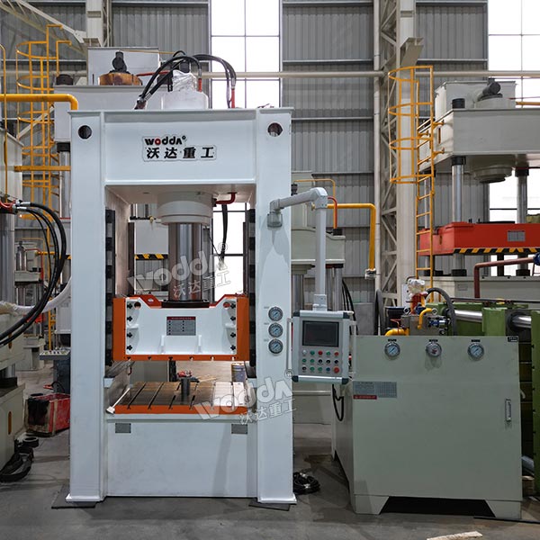 315噸框架式液壓機(jī)：穩(wěn)定高效，助力企業(yè)降本增效